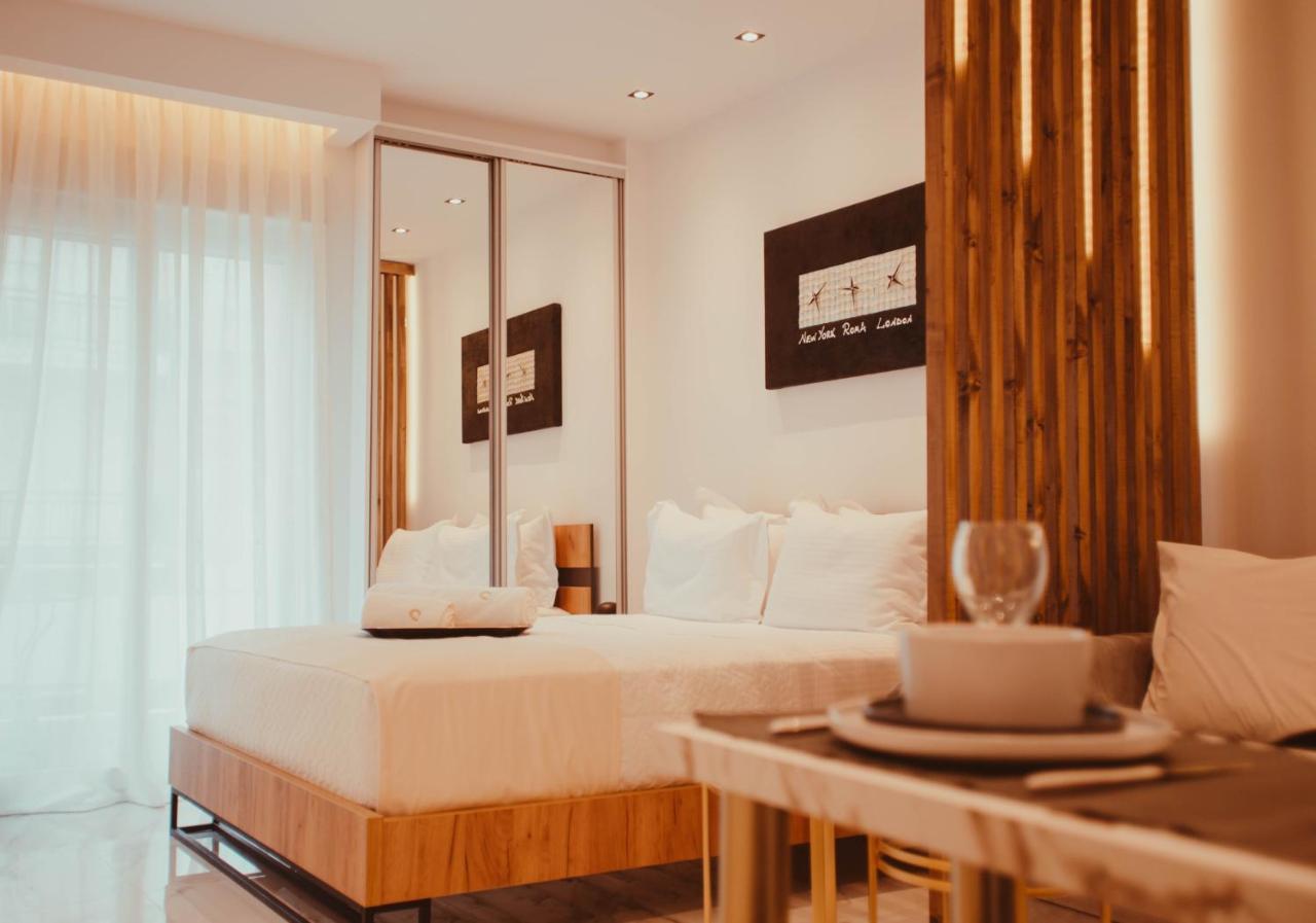 Aelia - Luxury Central Suite Александроуполис Экстерьер фото